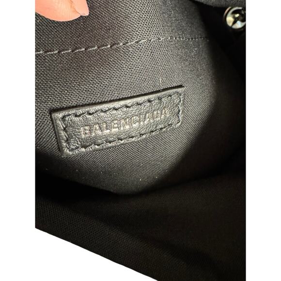 Balenciaga NWT Small Monaco Shoulder Bag in Beige/Gold - Picture 14 of 16